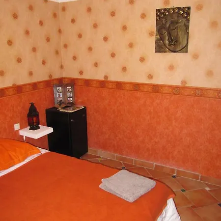 D'hotes Au Pays De Fayence Oda ve Kahvaltı 3*