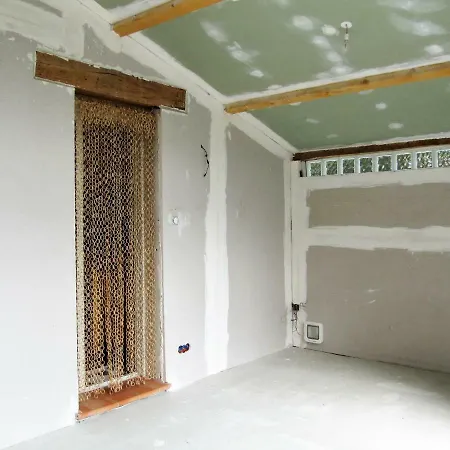D'hotes Au Pays De Fayence Oda ve Kahvaltı